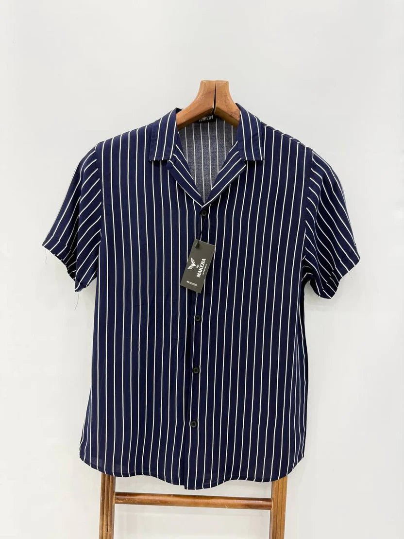 Chemise hawaïenne à rayures verticales